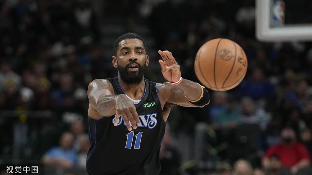 斯与新月俱 斯与新月俱